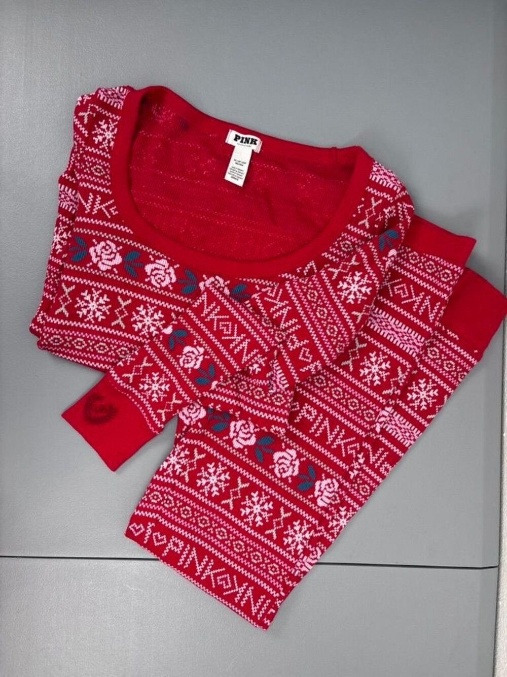 Victoria's Secret women's XS red Christmas thermal long sleeve jogger pajama set